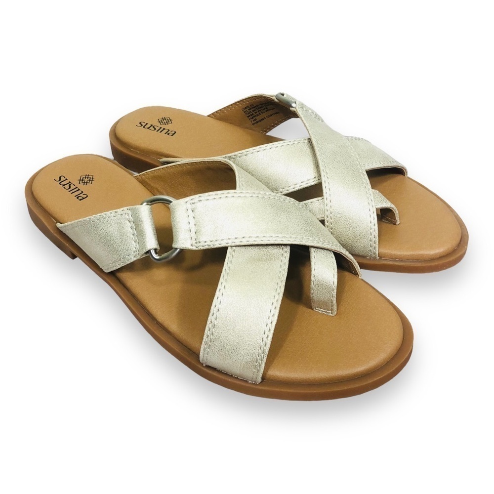 SUSINA Metallic Sandals - Picture 4 of 9